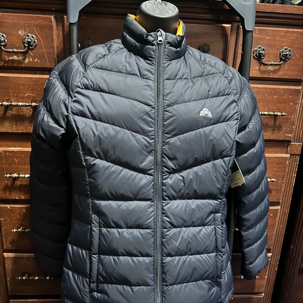 EMS Women's PUFFER PackDown 650 Jacket - Small NWT (Navy/Gold)